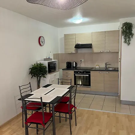 Le De Marc - Parking Prive Gratuit + Terrasse 아파트