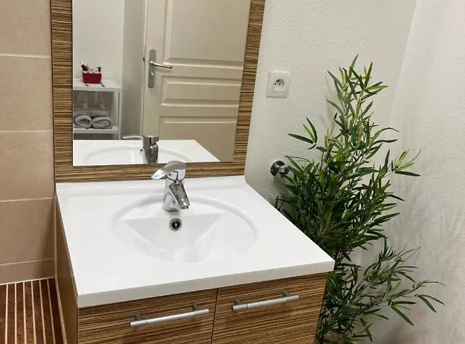 Le De Marc - Parking Prive Gratuit + Terrasse Apartment